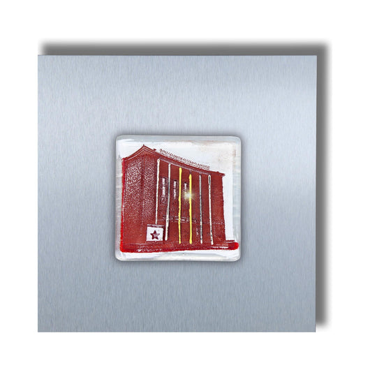 Edition 4/12. Pott Glas Wand-Potträt mit Schauspielhaus-Motiv in Rot. Foto in Schmelzglas auf Edelstahl. Quadratisches Format ohne Gravur.