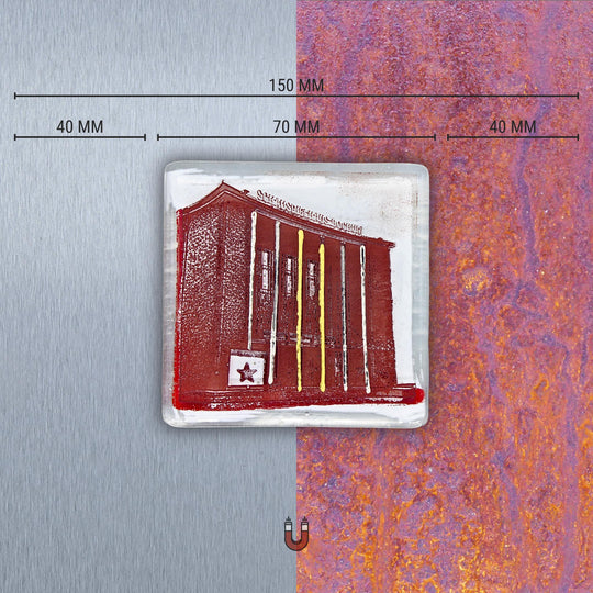 Edition 4/12. Edelstahl oder Roststahl nach Wahl. Pott Glas Wand-Potträt mit Schauspielhaus-Motiv in Rot. Quadratisches Format inkl. Abmessungen.