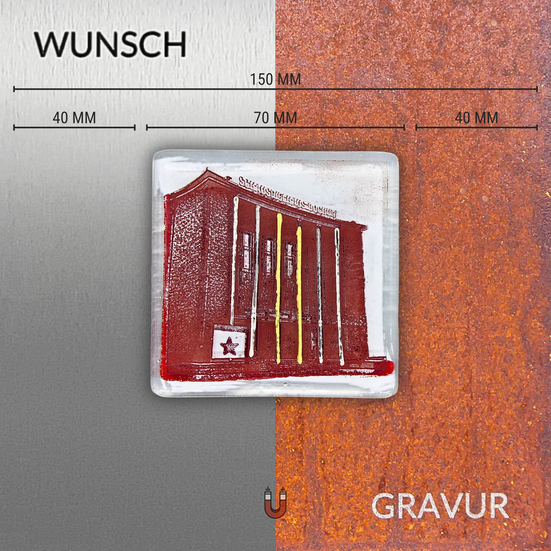 Edition 4/12. Wunschgravur auf Edelstahl oder Roststahl. Pott Glas Wand-Potträt mit Schauspielhaus-Motiv in Rot. Quadratisches Format inkl. Abmessungen.