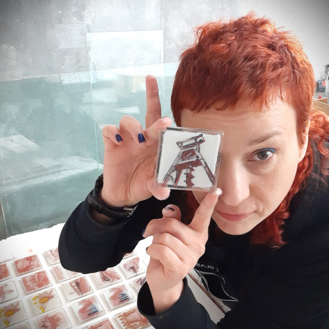 Christina am Brennofen + Pott Glas Förderturm Bergbau-Museum