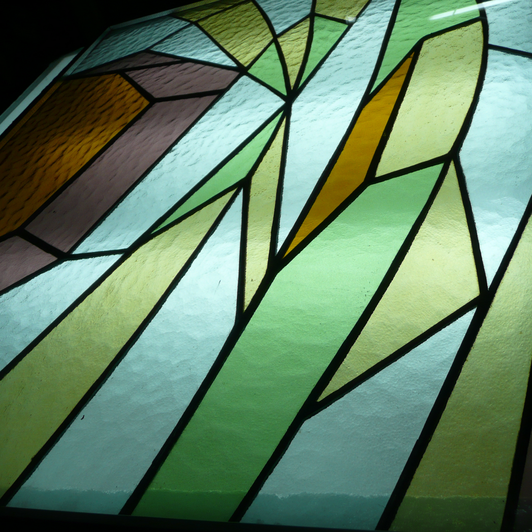 Bleiverglasung in Irland: Herstellung eines 3-teiligen Pub-Fensters.