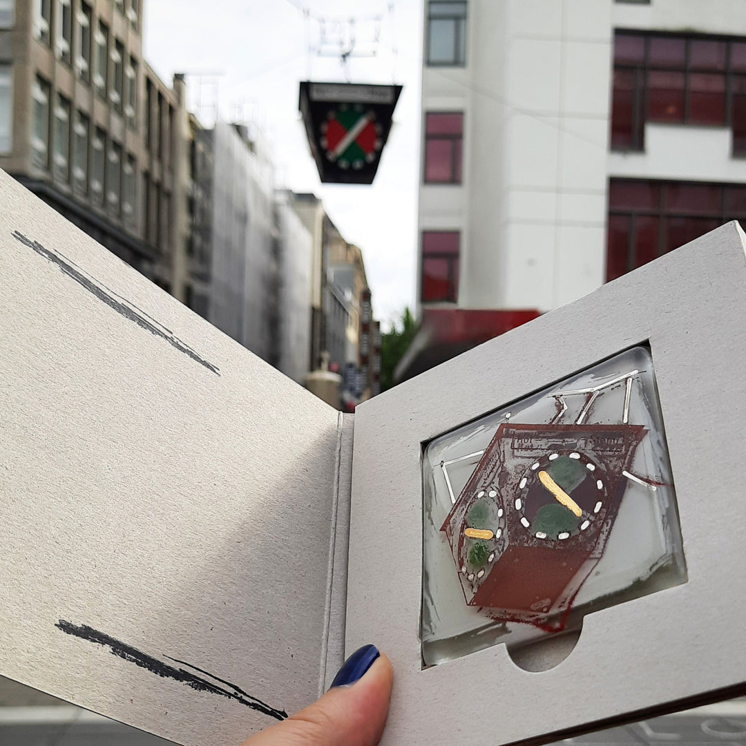 Pott Glas Manufaktur Vorher-Nacher: Potträt der Heuer-Ampel in Bochum als Geschenk & Gutschein 2-in-1